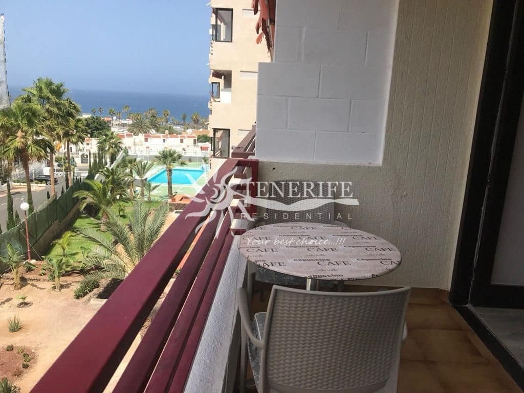 Studio for sale in Adeje - € 240,000 (Ref: 9459430)