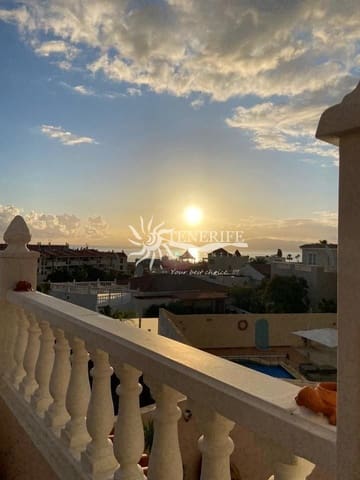 4 sovrum Villa till salu i Callao Salvaje, Adeje med pool - 890 000 € (Ref: 9459432)