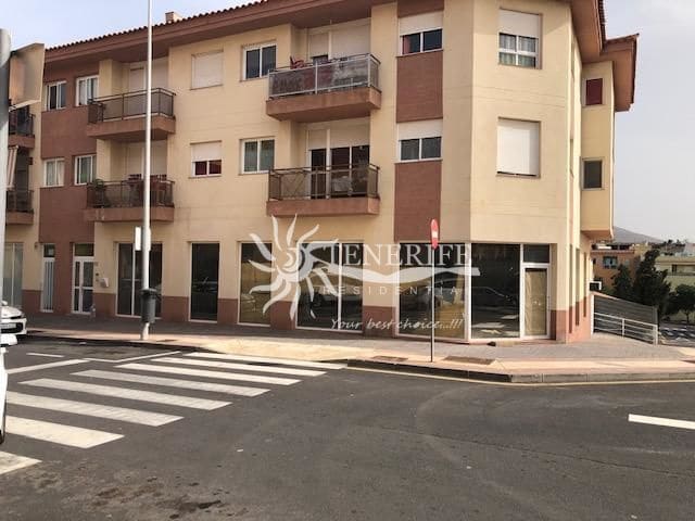 Commercial for sale in Arona - € 350,000 (Ref: 9459433)