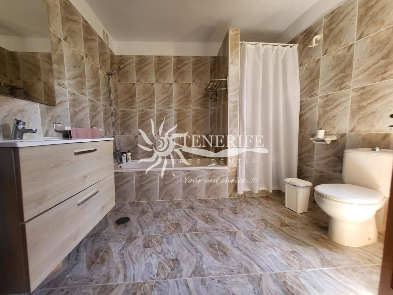 4 chambre Finca/Maison de Campagne à vendre à Adeje - 890 000 € (Ref: 9459434)