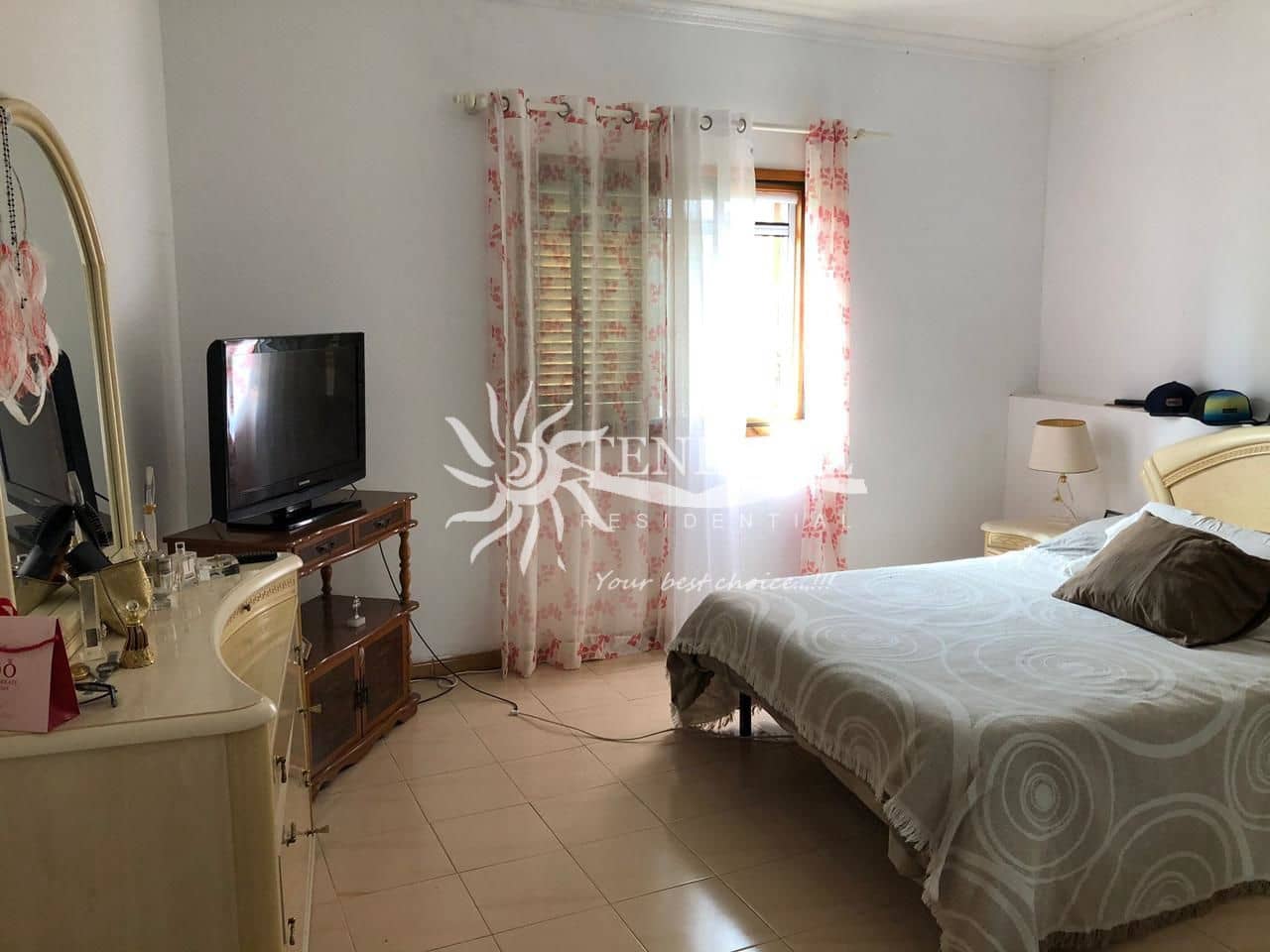 3 bedroom Finca/Country House for sale in Guia de Isora - € 850,000 (Ref: 9459435)