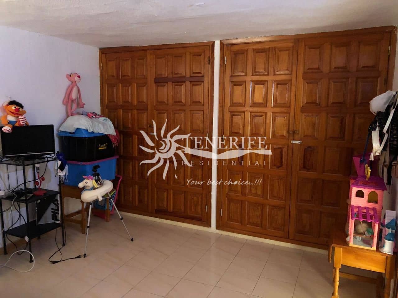 3 bedroom Finca/Country House for sale in Guia de Isora - € 850,000 (Ref: 9459435)