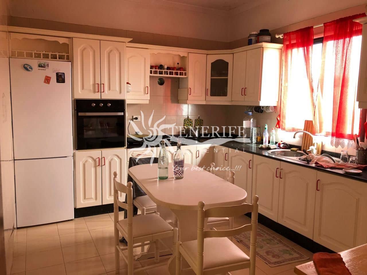 3 bedroom Finca/Country House for sale in Guia de Isora - € 850,000 (Ref: 9459435)