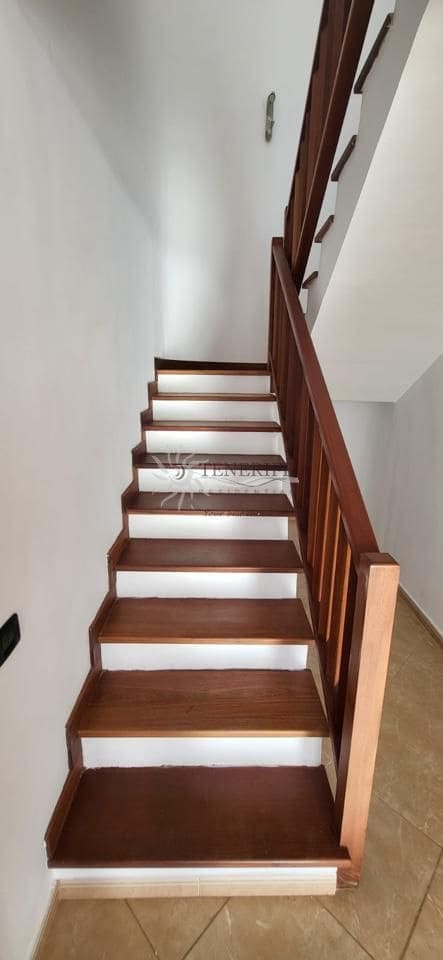 Pareado de 3 habitaciones en Adeje en venta con piscina garaje - 850.000 € (Ref: 9459436)