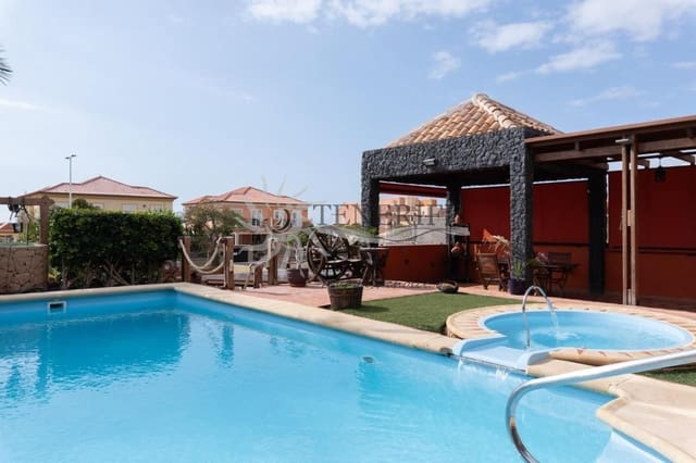 4 camera da letto Villa in vendita in Playa de Fañabé Alto, Adeje con piscina garage - 3.150.000 € (Rif: 9459437)