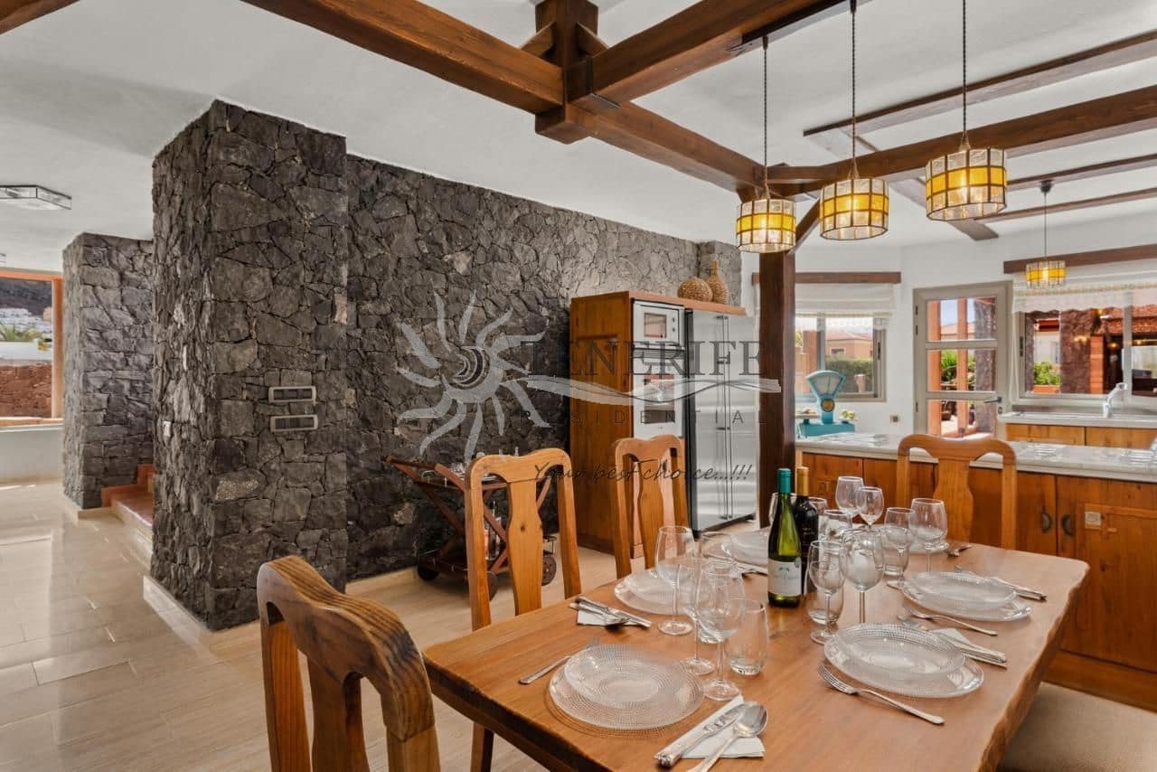 4 camera da letto Villa in vendita in Adeje con piscina garage - 3.150.000 € (Rif: 9459437)