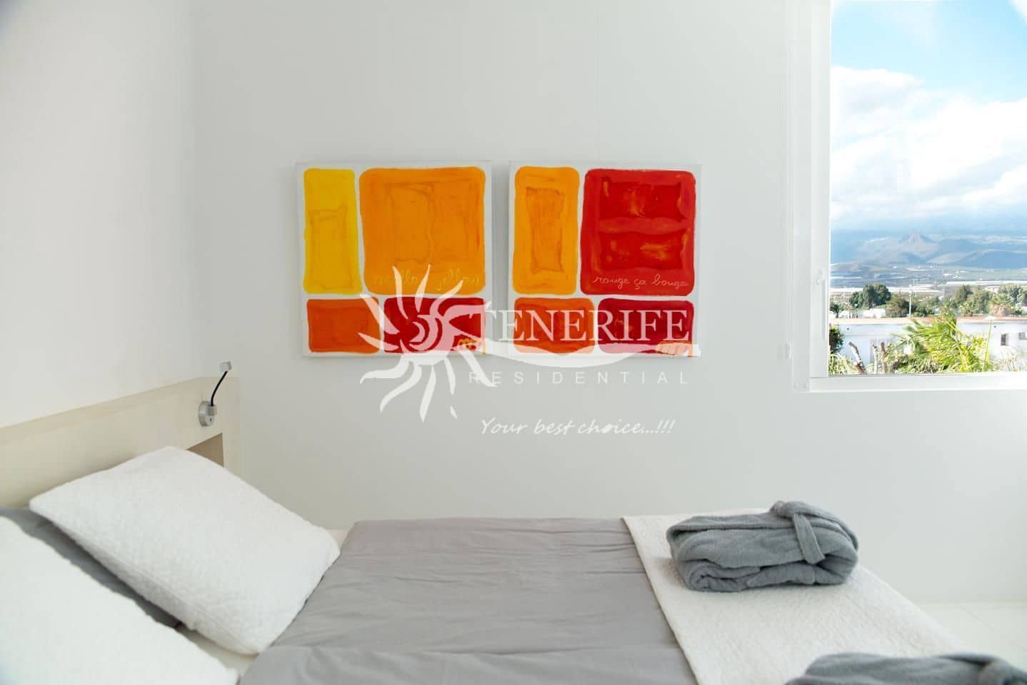 4 makuuhuone Paritalo myytävänä paikassa Arona mukana uima-altaan - 985 000 € (Ref: 9459438)