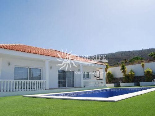 3 bedroom Villa for sale in Guia de Isora with pool garage - € 1,100,000 (Ref: 9459440)