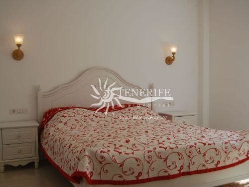 3 bedroom Villa for sale in Guia de Isora with pool garage - € 1,100,000 (Ref: 9459440)