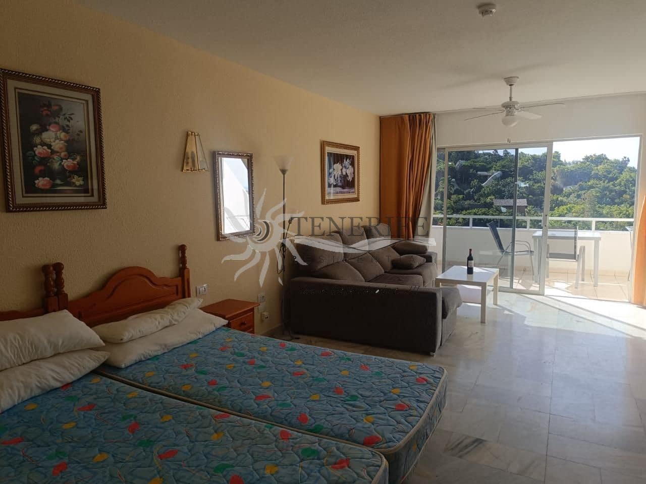 Studio for sale in Adeje with pool - € 189,000 (Ref: 9459441)