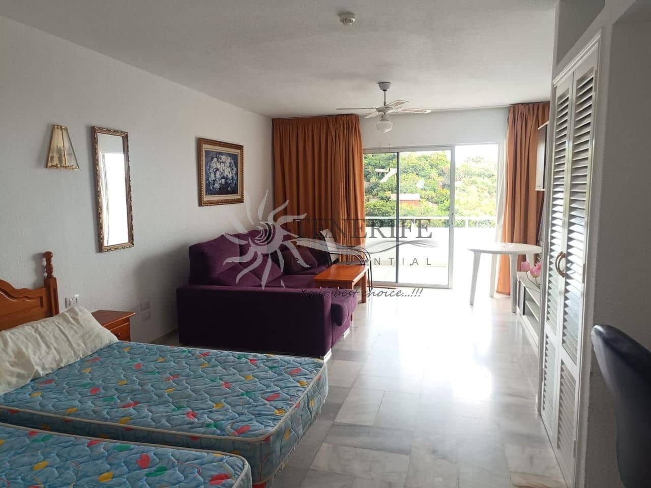 Studio for sale in Adeje with pool - € 189,000 (Ref: 9459441)