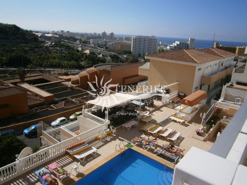 Studio for sale in Adeje with pool - € 189,000 (Ref: 9459441)