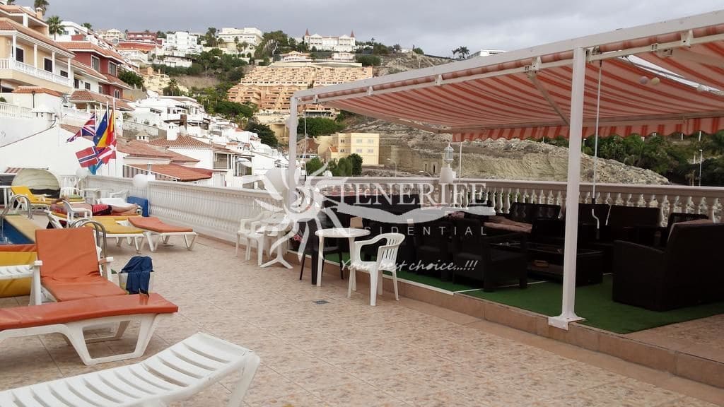 Studio for sale in Adeje with pool - € 189,000 (Ref: 9459441)