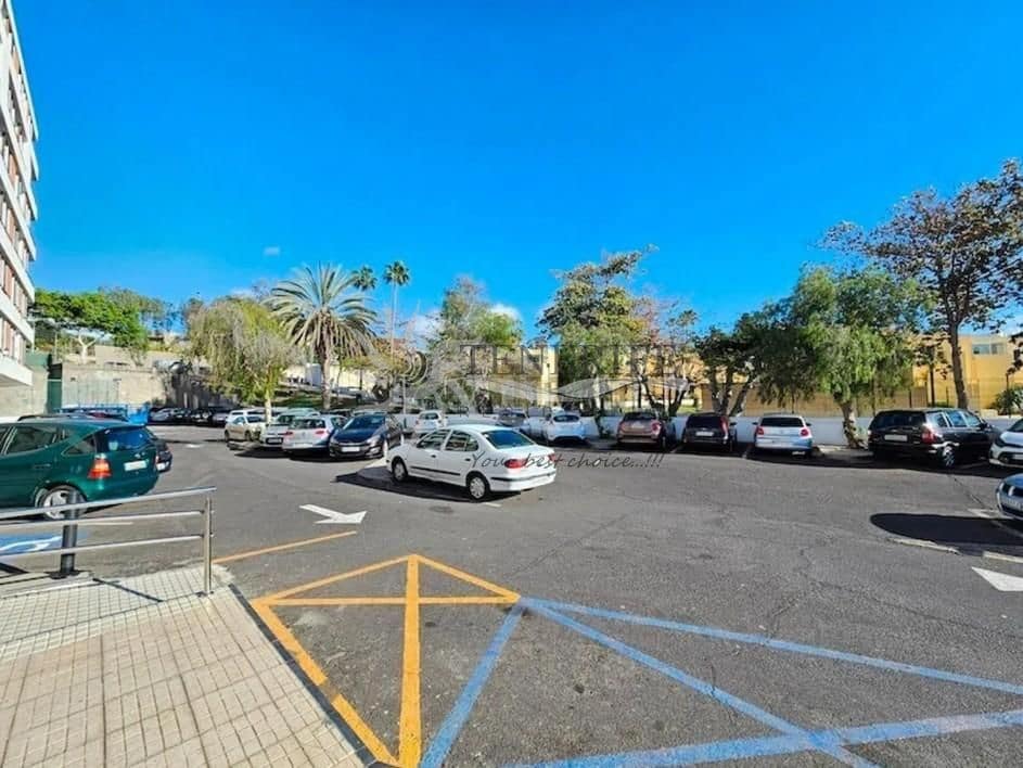 1 bedroom Flat for sale in Costa Adeje with garage - € 275,000 (Ref: 9733856)