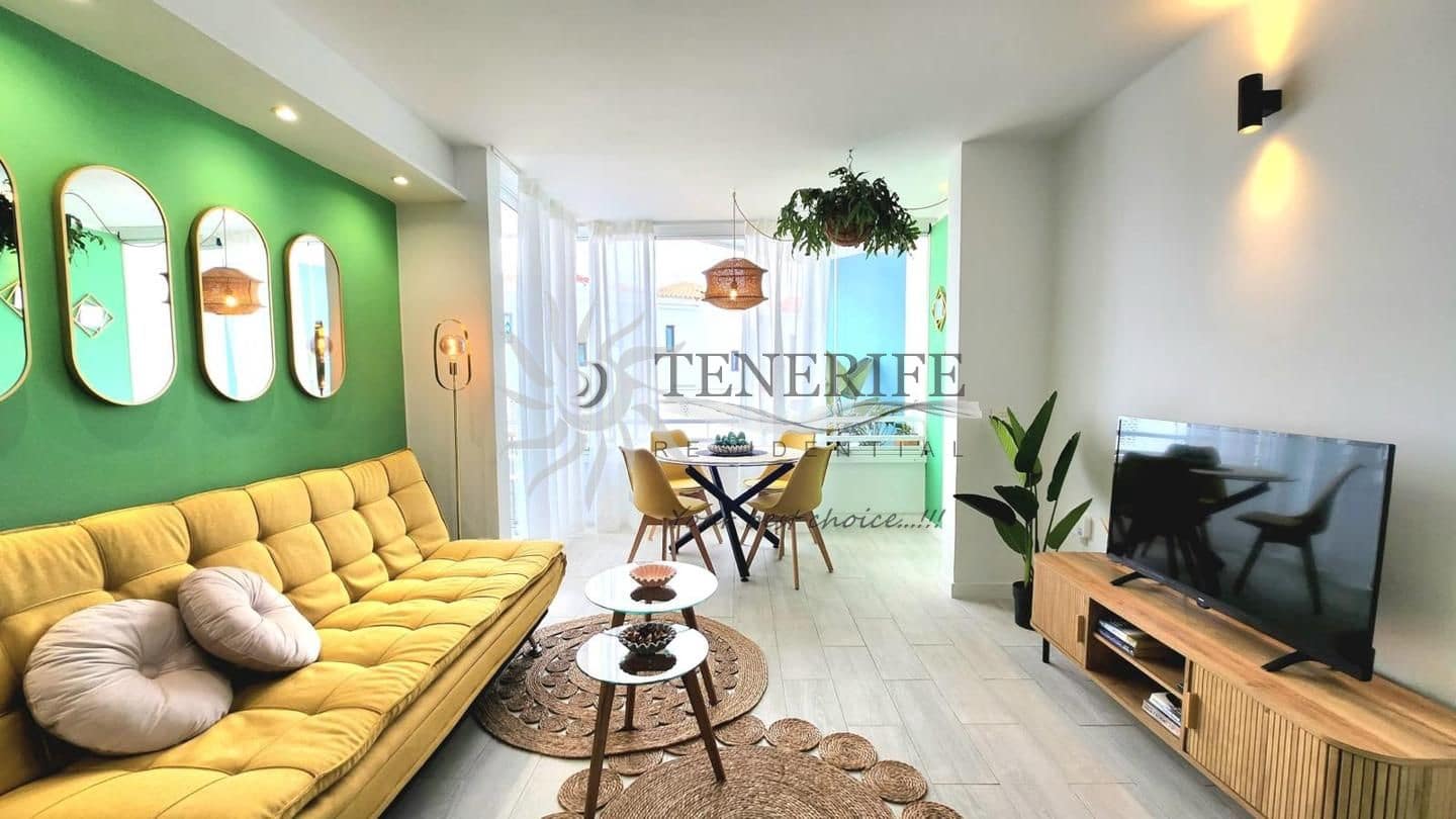 Flat for sale in Golf del Sur - € 178,000 (Ref: 9733857)