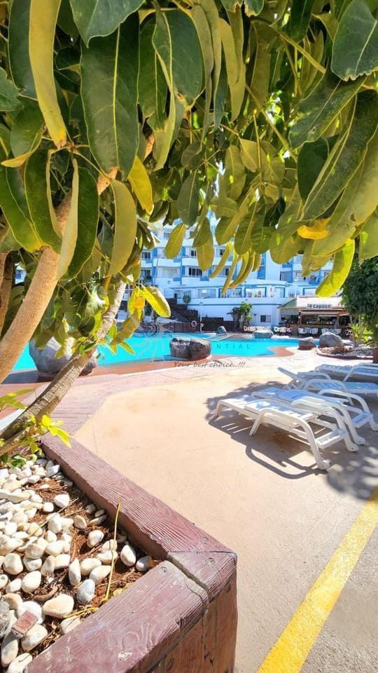 Flat for sale in Golf del Sur - € 178,000 (Ref: 9733857)