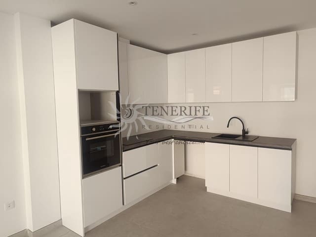 2 Zimmer Wohnung zu verkaufen in Playa San Juan, Guía de Isora mit Garage - 325.000 € (Ref: 9733858)