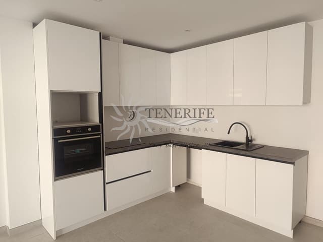 2 Zimmer Wohnung zu verkaufen in Playa San Juan, Guía de Isora mit Garage - 325.000 € (Ref: 9733858)