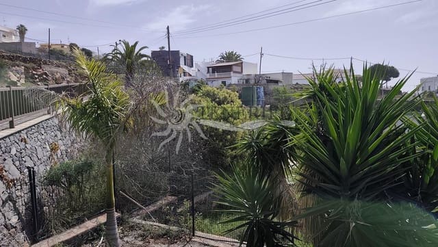 Undeveloped Land for sale in Vera de Erques, Guía de Isora - € 65,000 (Ref: 9758182)