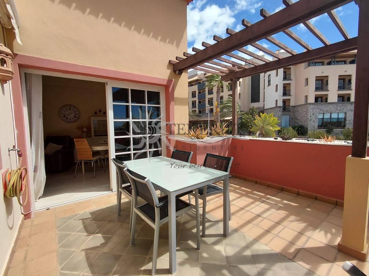 2 soverom Leilighet til salgs i Costa Adeje med garasje - € 750 000 (Ref: 9758184)