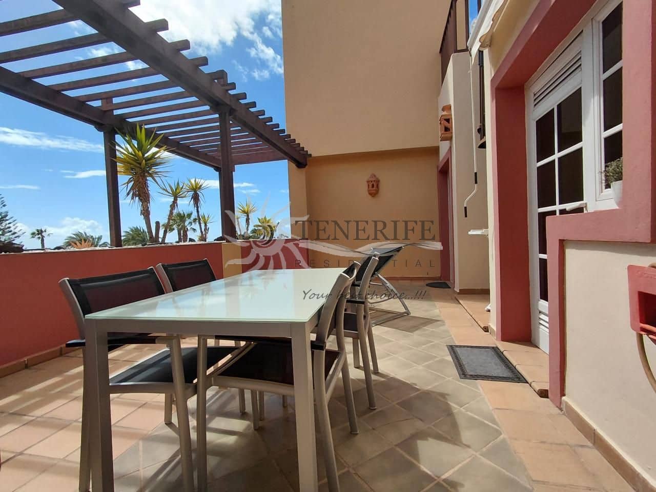 2 soverom Leilighet til salgs i Costa Adeje med garasje - € 750 000 (Ref: 9758184)