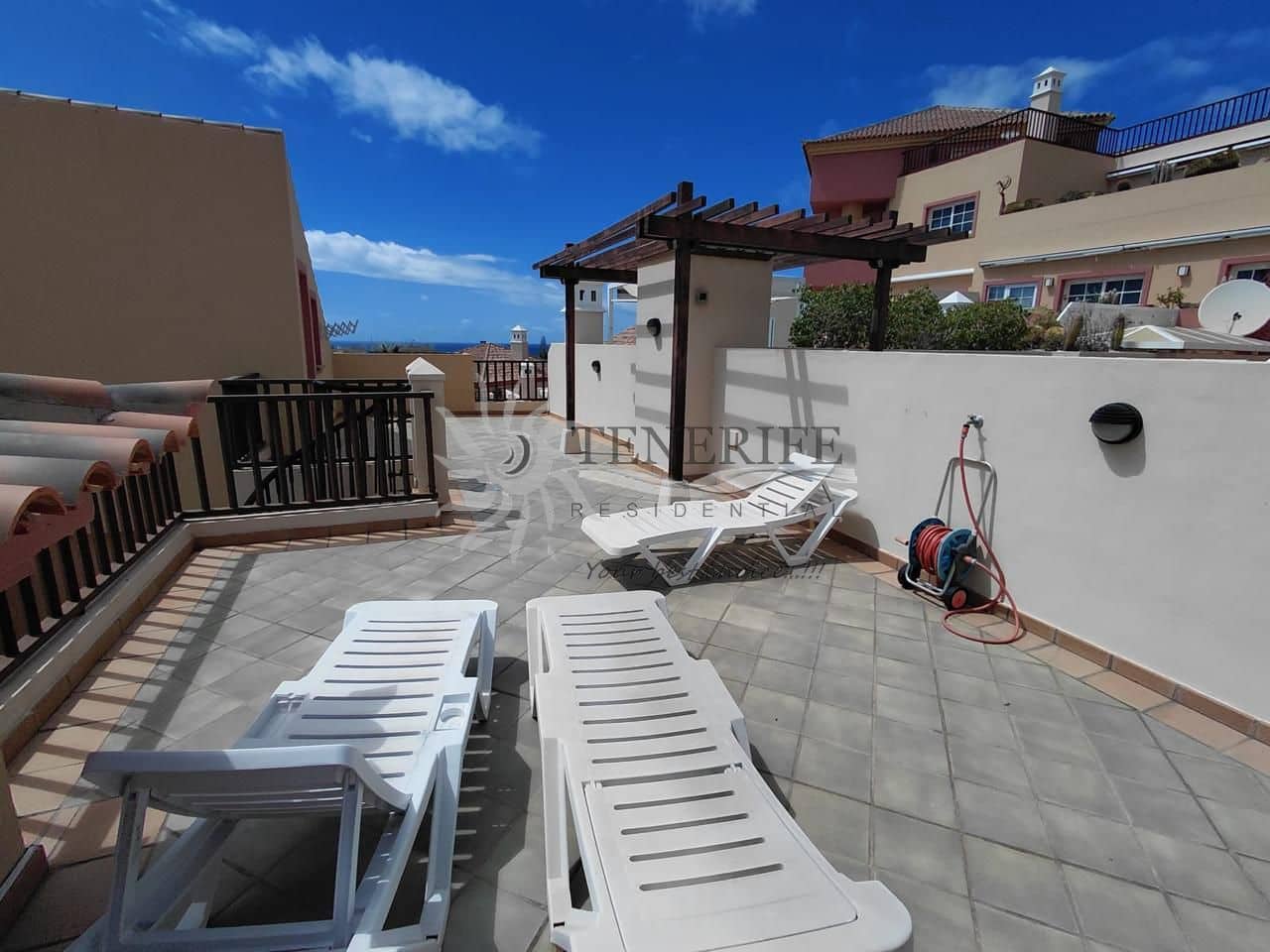 2 soverom Leilighet til salgs i Costa Adeje med garasje - € 750 000 (Ref: 9758184)