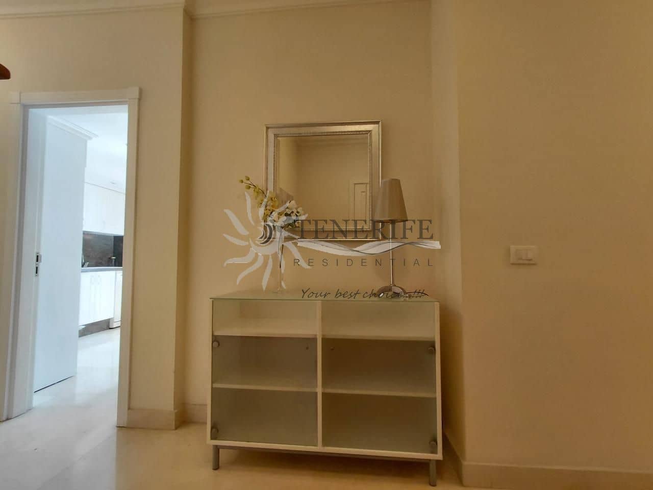 2 soverom Leilighet til salgs i Costa Adeje med garasje - € 750 000 (Ref: 9758184)