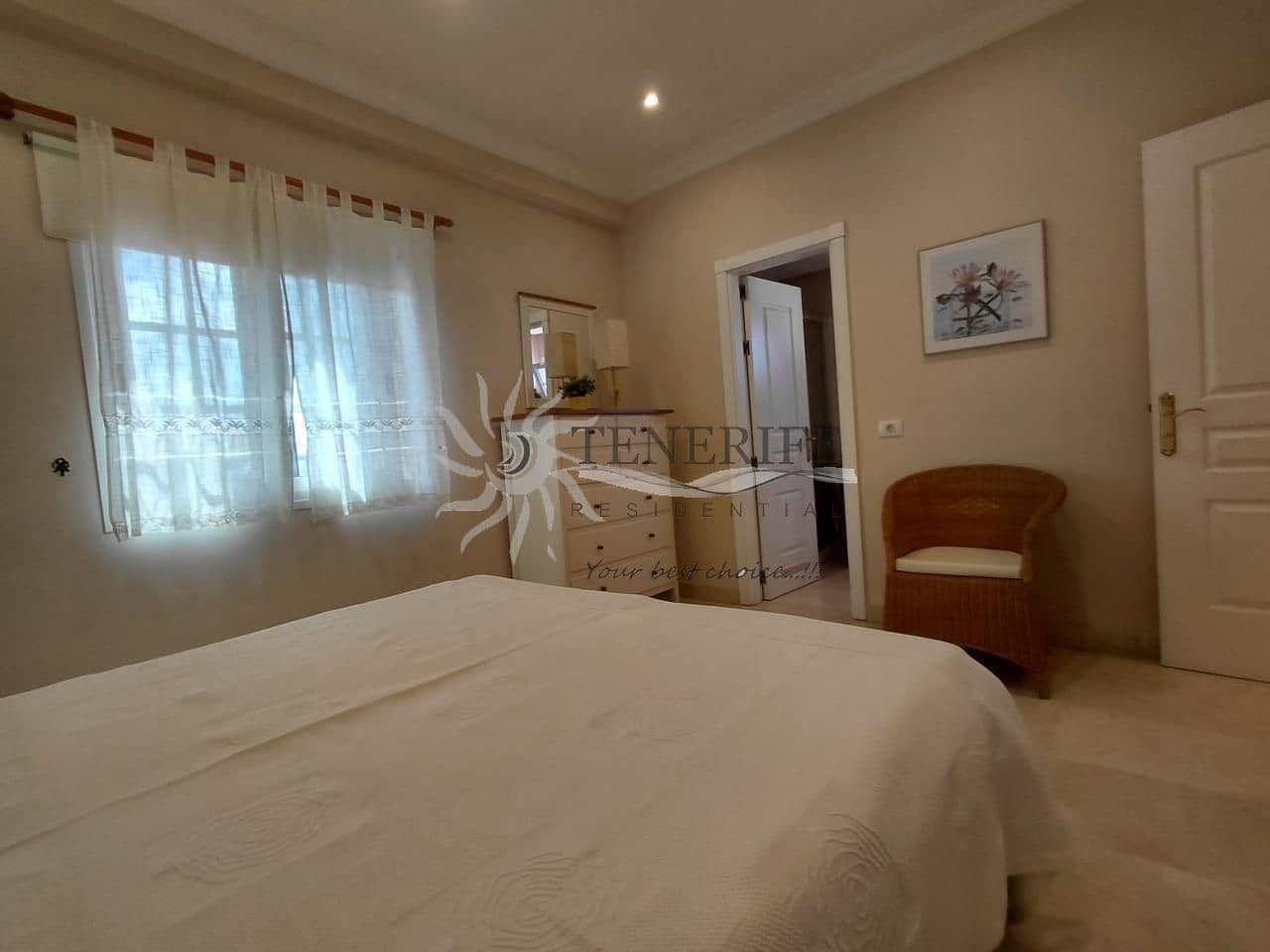 2 soverom Leilighet til salgs i Costa Adeje med garasje - € 750 000 (Ref: 9758184)