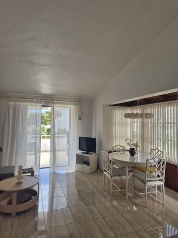 2 bedroom Flat for sale in San Eugenio Bajo, Adeje with garage - € 490,000 (Ref: 9758284)