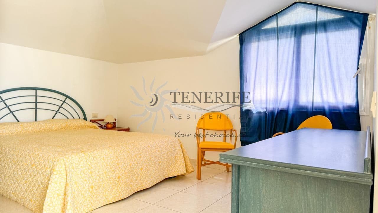 2 soverom Leilighet til salgs i Los Cristianos med garasje - € 650 000 (Ref: 9795105)