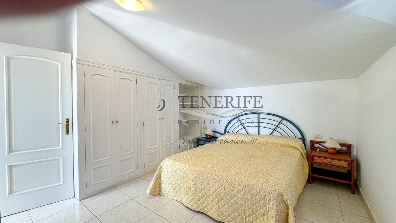 2 soverom Leilighet til salgs i Los Cristianos med garasje - € 650 000 (Ref: 9795105)