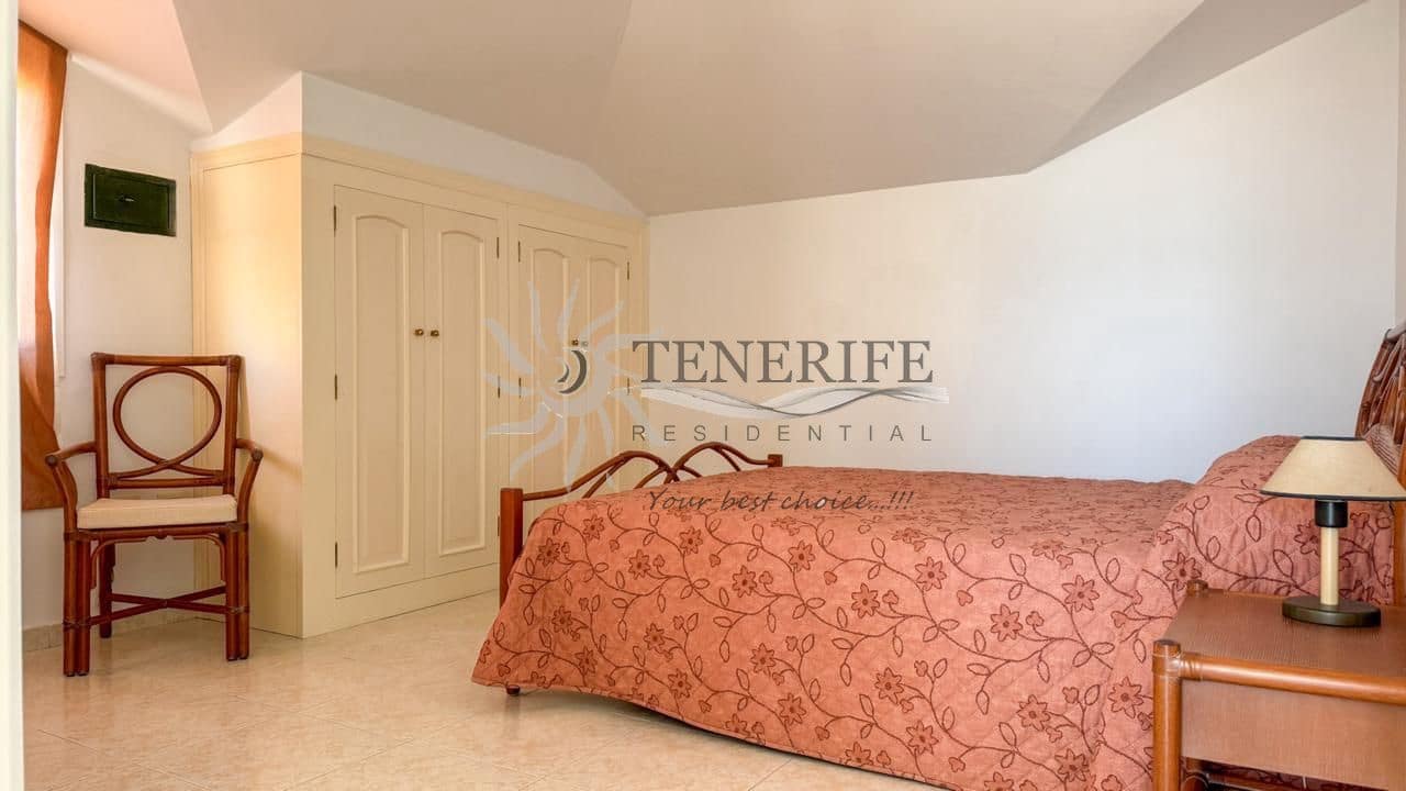 2 soverom Leilighet til salgs i Los Cristianos med garasje - € 650 000 (Ref: 9795105)