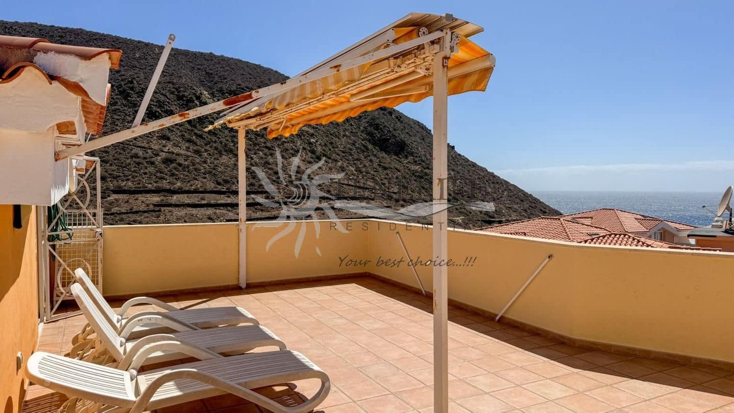 2 soverom Leilighet til salgs i Los Cristianos med garasje - € 650 000 (Ref: 9795105)