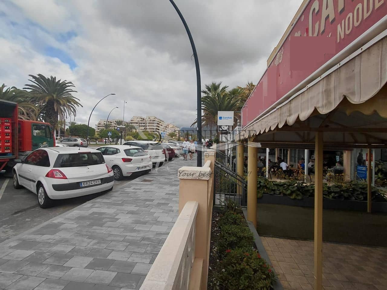 1 bedroom Business for sale in Los Cristianos - € 400,000 (Ref: 9807222)