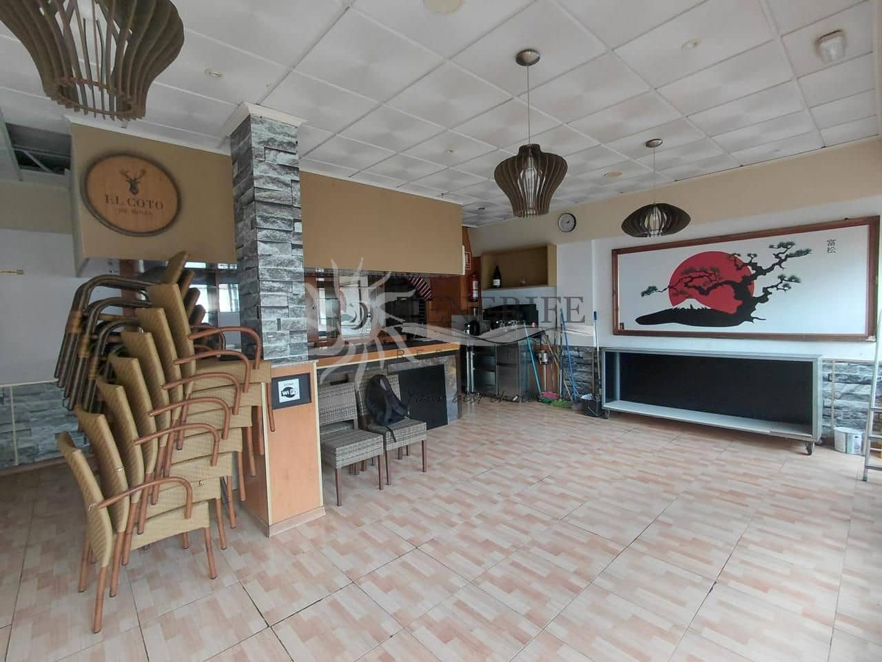 1 bedroom Business for sale in Los Cristianos - € 400,000 (Ref: 9807222)