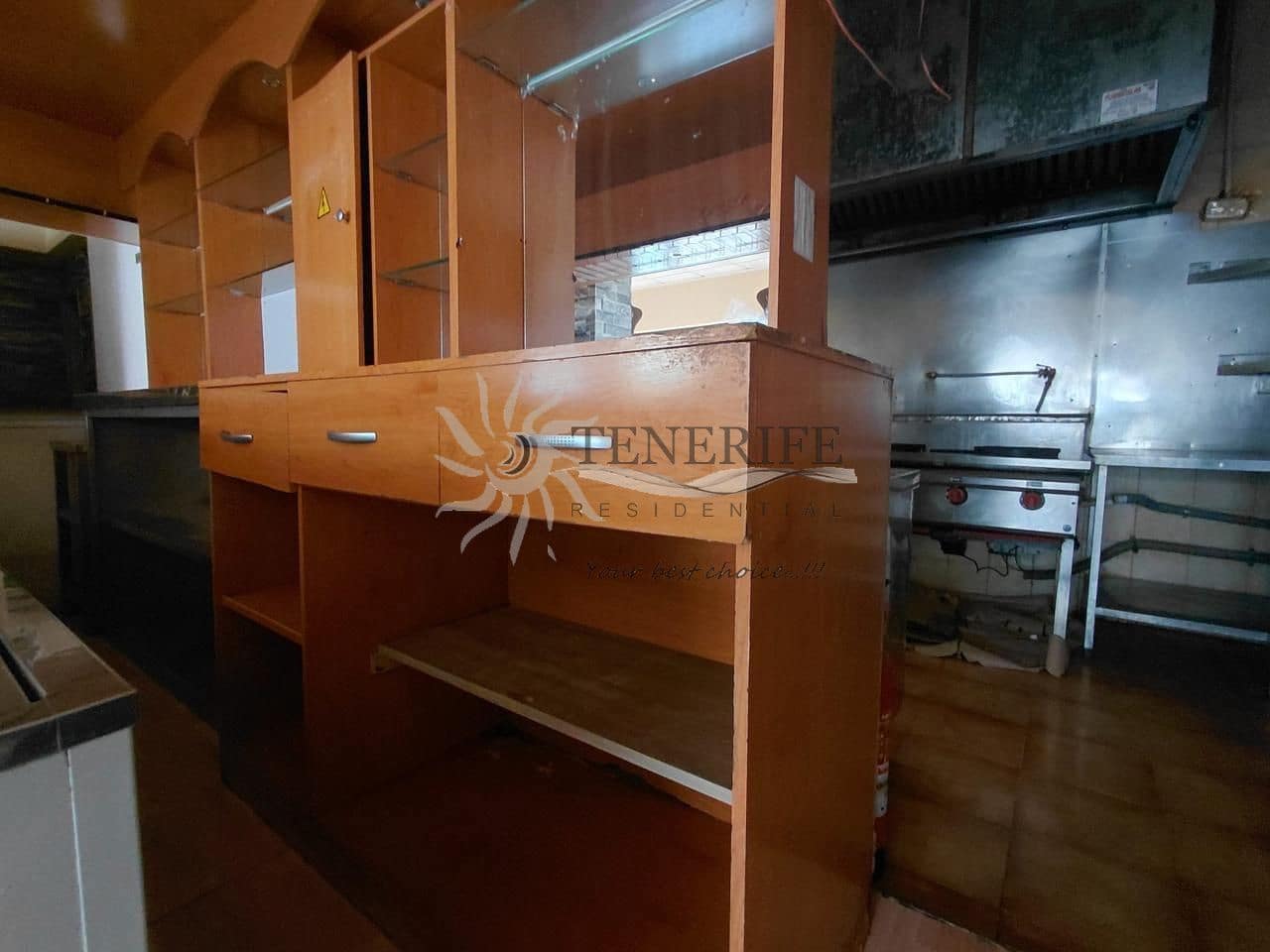 1 bedroom Business for sale in Los Cristianos - € 400,000 (Ref: 9807222)