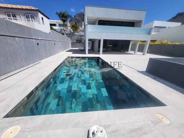 4 bedroom Villa for sale in Playa de Fañabé Alto, Adeje with pool garage - € 1,800,000 (Ref: 9807225)