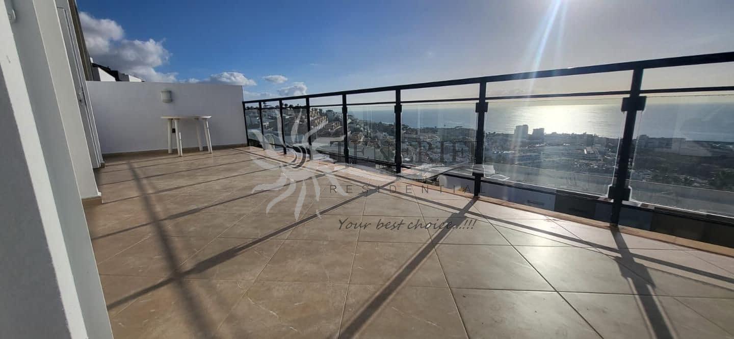 3 slaapkamer Villa te koop in Costa Adeje met zwembad garage - € 850.000 (Ref: 9807228)