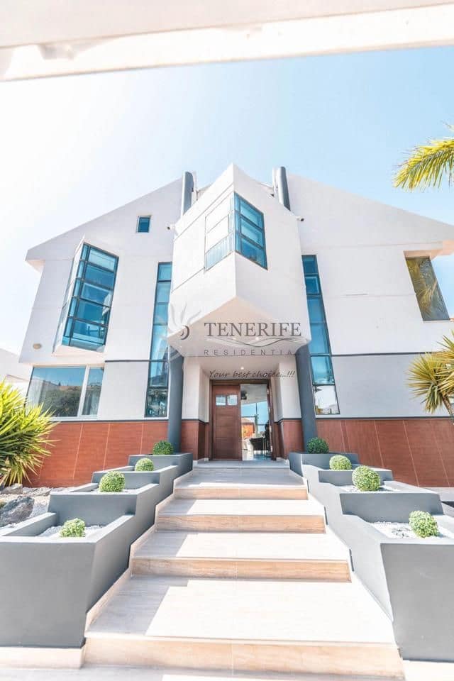 5 Zimmer Villa zu verkaufen in Costa Adeje mit Pool Garage - 2.800.000 € (Ref: 9807230)