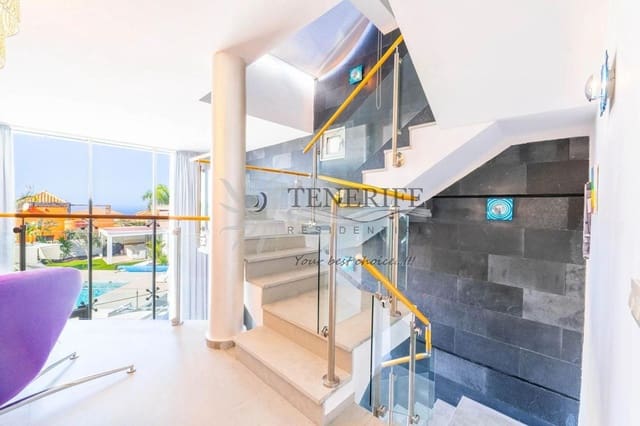 5 Zimmer Villa zu verkaufen in Playa de Fañabé Alto, Adeje mit Pool Garage - 2.800.000 € (Ref: 9807230)