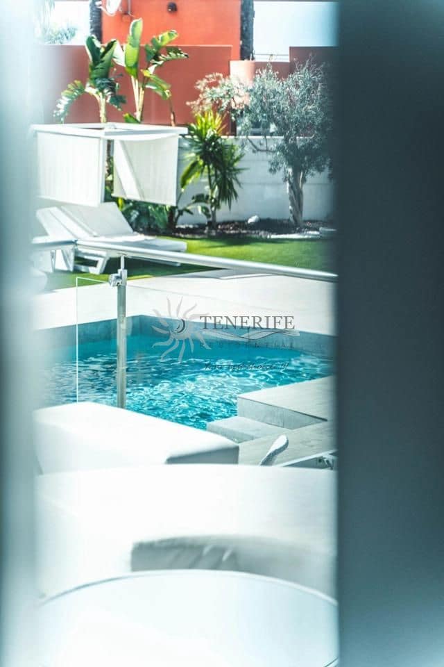 5 Zimmer Villa zu verkaufen in Costa Adeje mit Pool Garage - 2.800.000 € (Ref: 9807230)