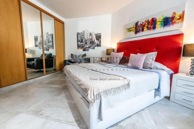 5 Zimmer Villa zu verkaufen in Playa de Fañabé Alto, Adeje mit Pool Garage - 2.800.000 € (Ref: 9807230)