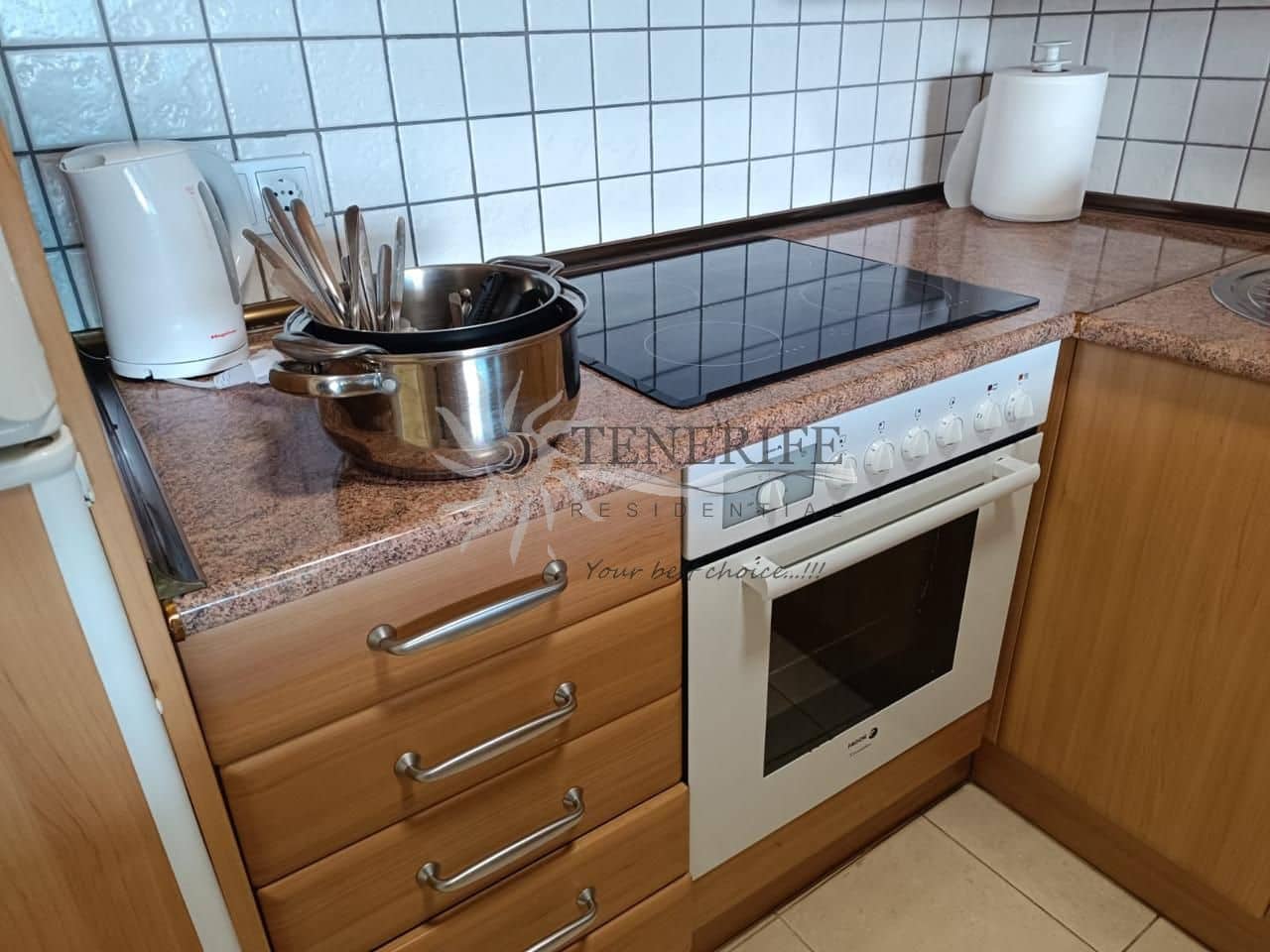 3 bedroom Flat for sale in Los Gigantes with garage - € 525,000 (Ref: 9807232)