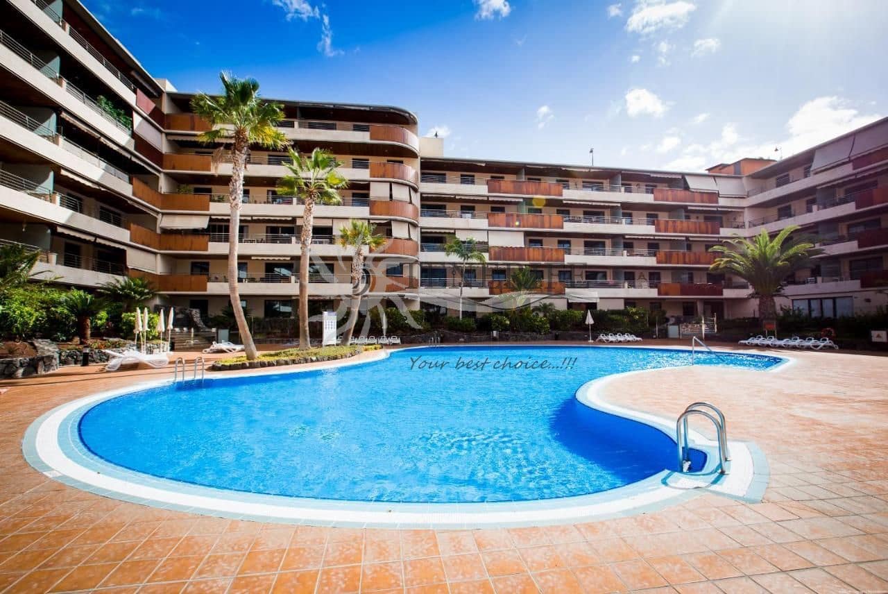 3 bedroom Flat for sale in Los Gigantes with garage - € 525,000 (Ref: 9807232)