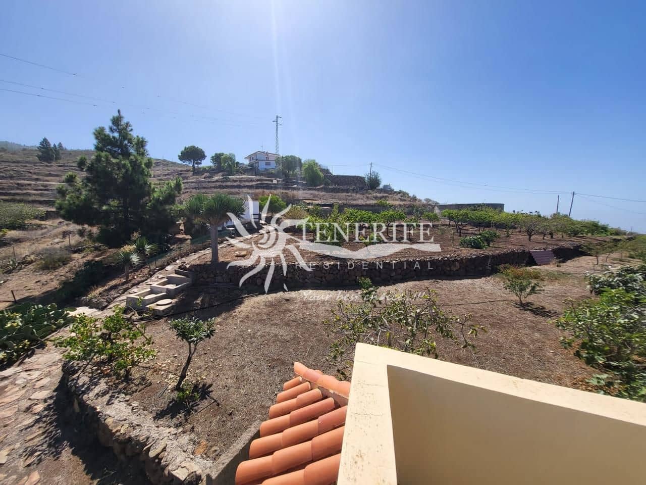 4 Zimmer Villa zu verkaufen in Adeje - 890.000 € (Ref: 9807235)