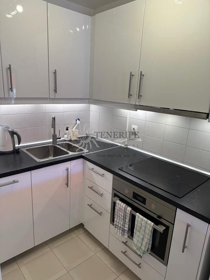 1 bedroom Flat for sale in Playa de las Americas - € 549,000 (Ref: 9827555)