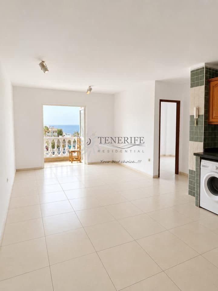 2 bedroom Flat for sale in Los Abrigos - € 230,000 (Ref: 9827700)