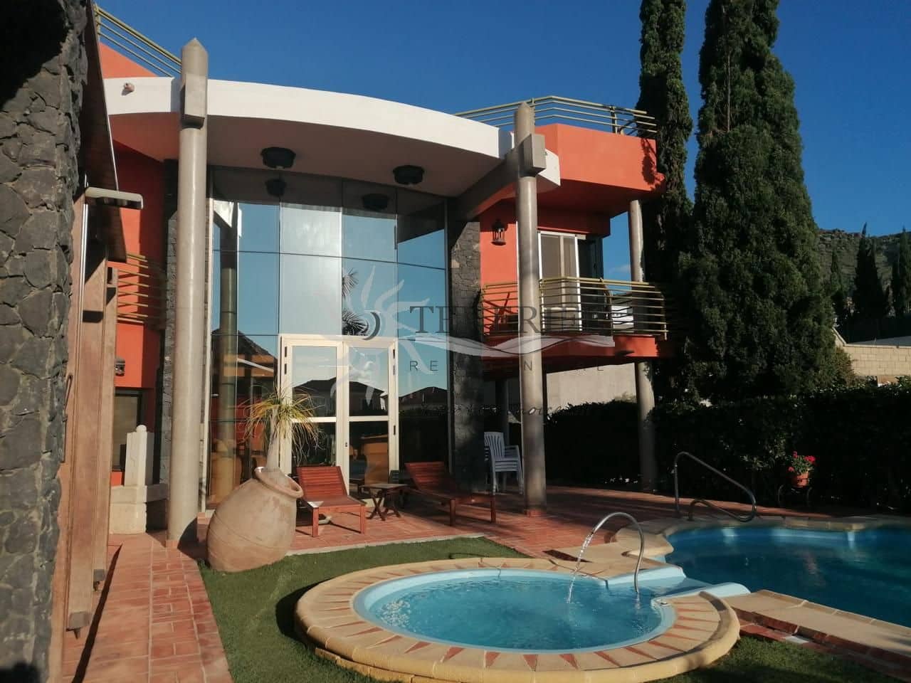 4 bedroom Villa for sale in El Madronal with pool garage - € 3,150,000 (Ref: 9841965)