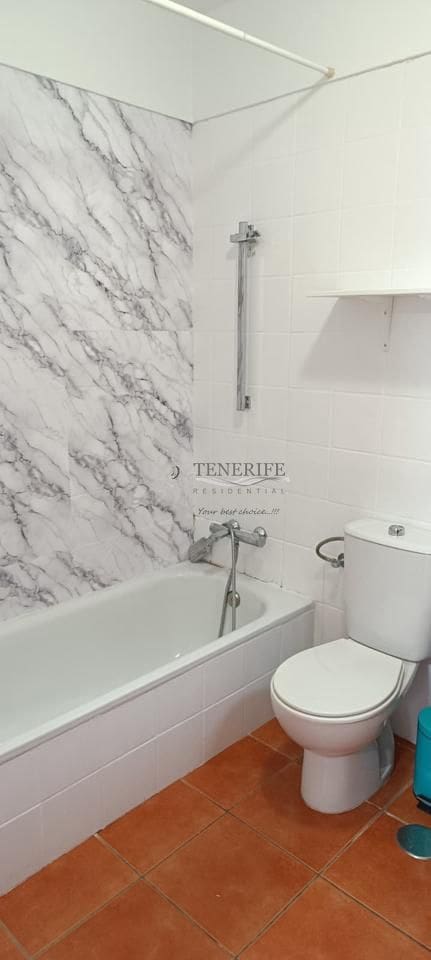 3 slaapkamer Villa te koop in Adeje met garage - € 368.000 (Ref: 9844579)
