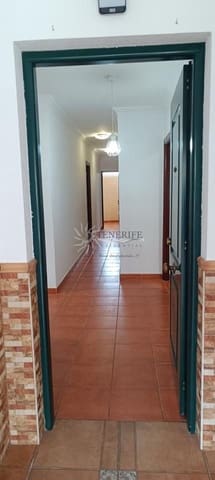 3 slaapkamer Villa te koop in Casco Urbano, Adeje met garage - € 368.000 (Ref: 9844579)